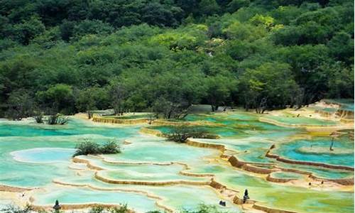 四川的旅游景点推荐_四川的旅游景点推荐一